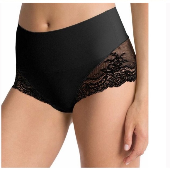(3) SPANX Undie-tectable Lace Hi-Hipster Pantie - Picture 8 of 9